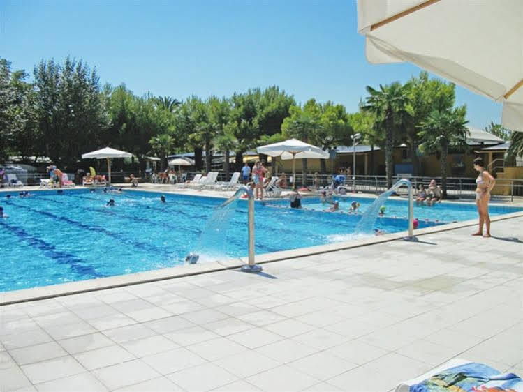 Stork Camping Village Roseto Degli Abruzzi Ngoại thất bức ảnh